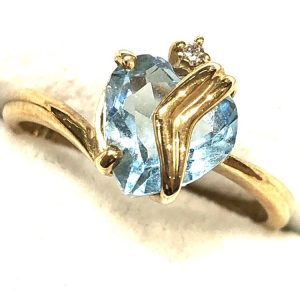 K18 リング トパーズ付き