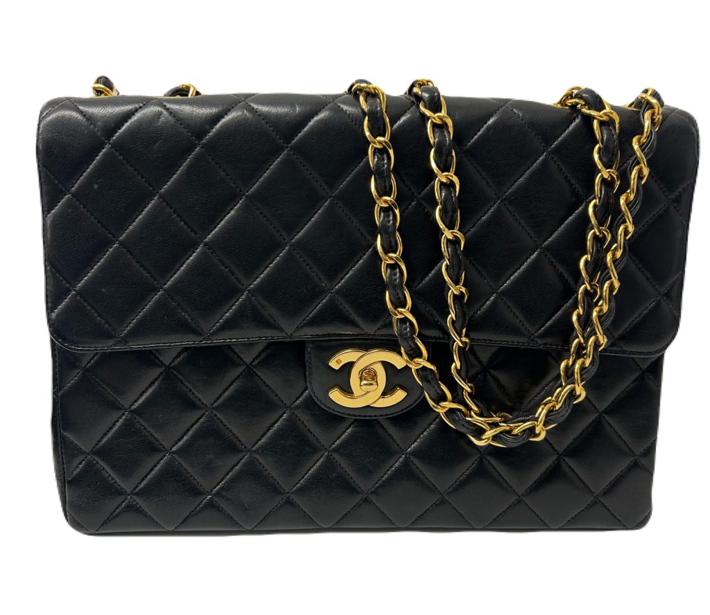 今回は【CHANEL シャネル マトラッセ】