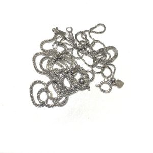 【K18WGネックレス】18金ホワイトゴールド・貴金属・アクセサリー