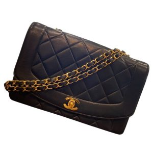 CHANEL シャネル マトラッセ ダイアナ