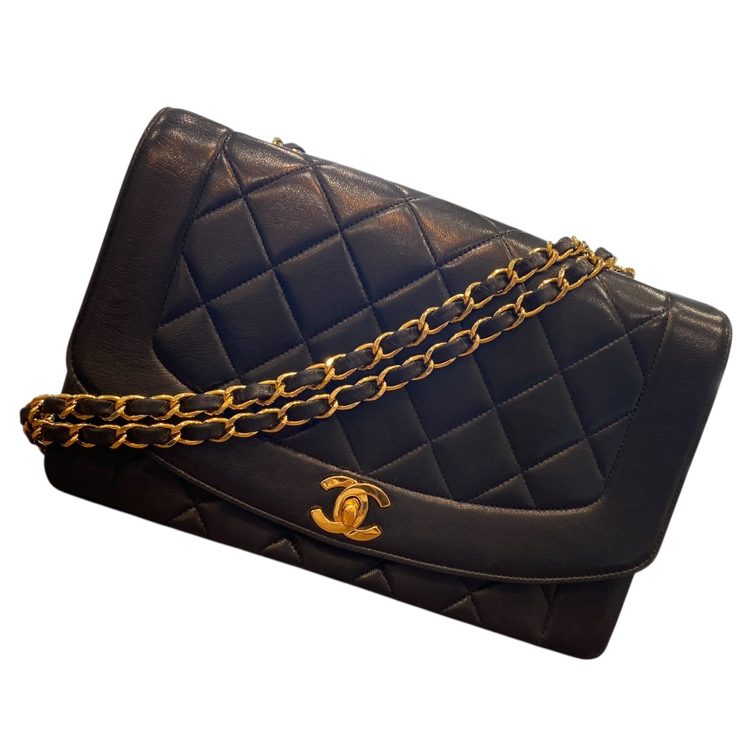 CHANEL シャネル マトラッセ ダイアナ