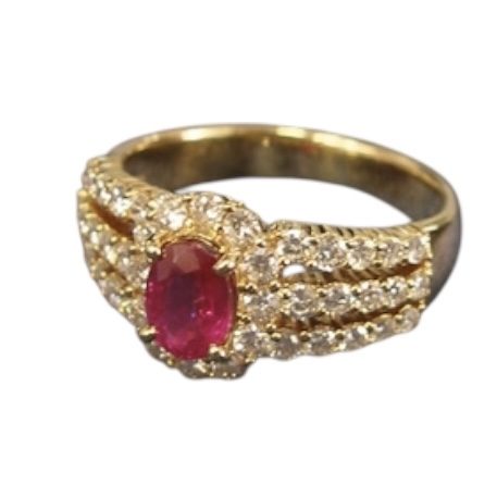 K18(18金) ルビー1.2ct メレ1.03ct リング