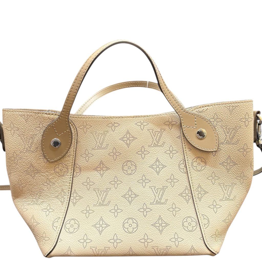 LOUIS VUITTON(ルイ・ヴィトン)モノグラム マヒナレザー バッグ