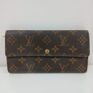 ルイヴィトン Louis Vuitton ポルトフォイユ・サラ  長財布