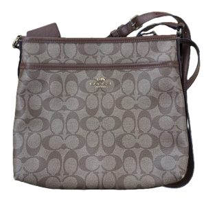 COACH　シグネチャー柄 クロスボディ ショルダーバッグ