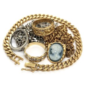 K18 / Pt950 / Pt850 / ネックレス / リング / ブレスレット