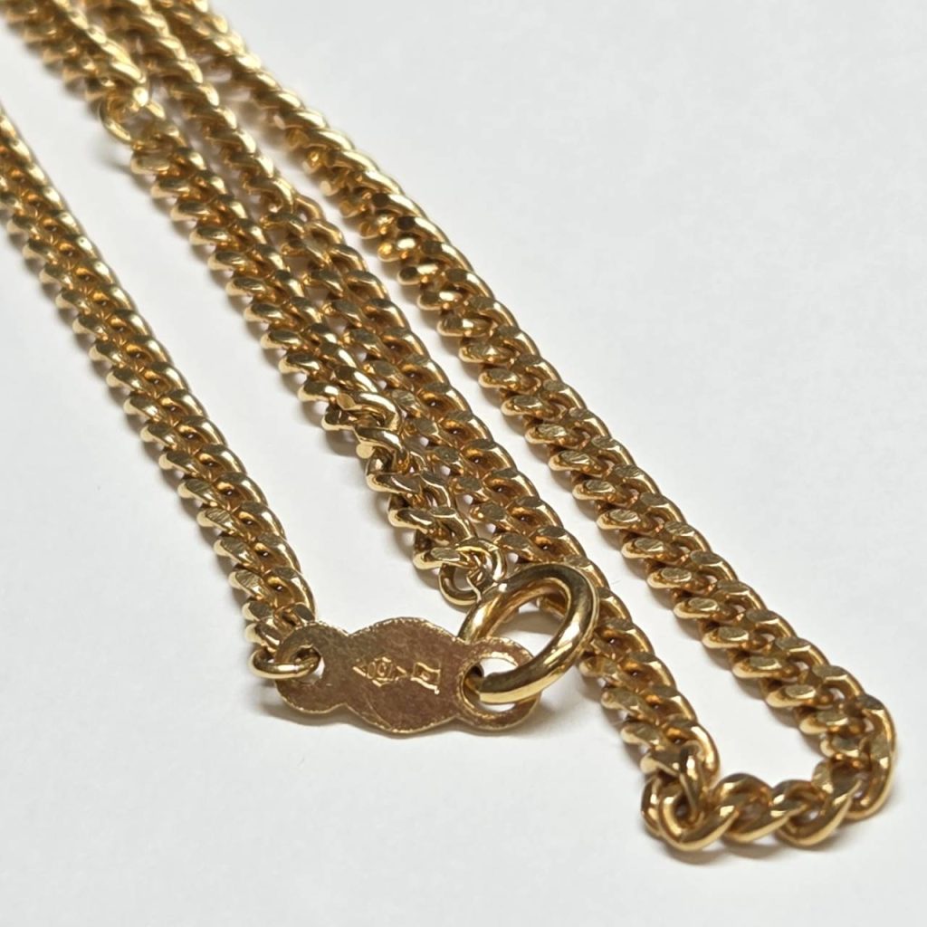 K18（18金）ネックレス