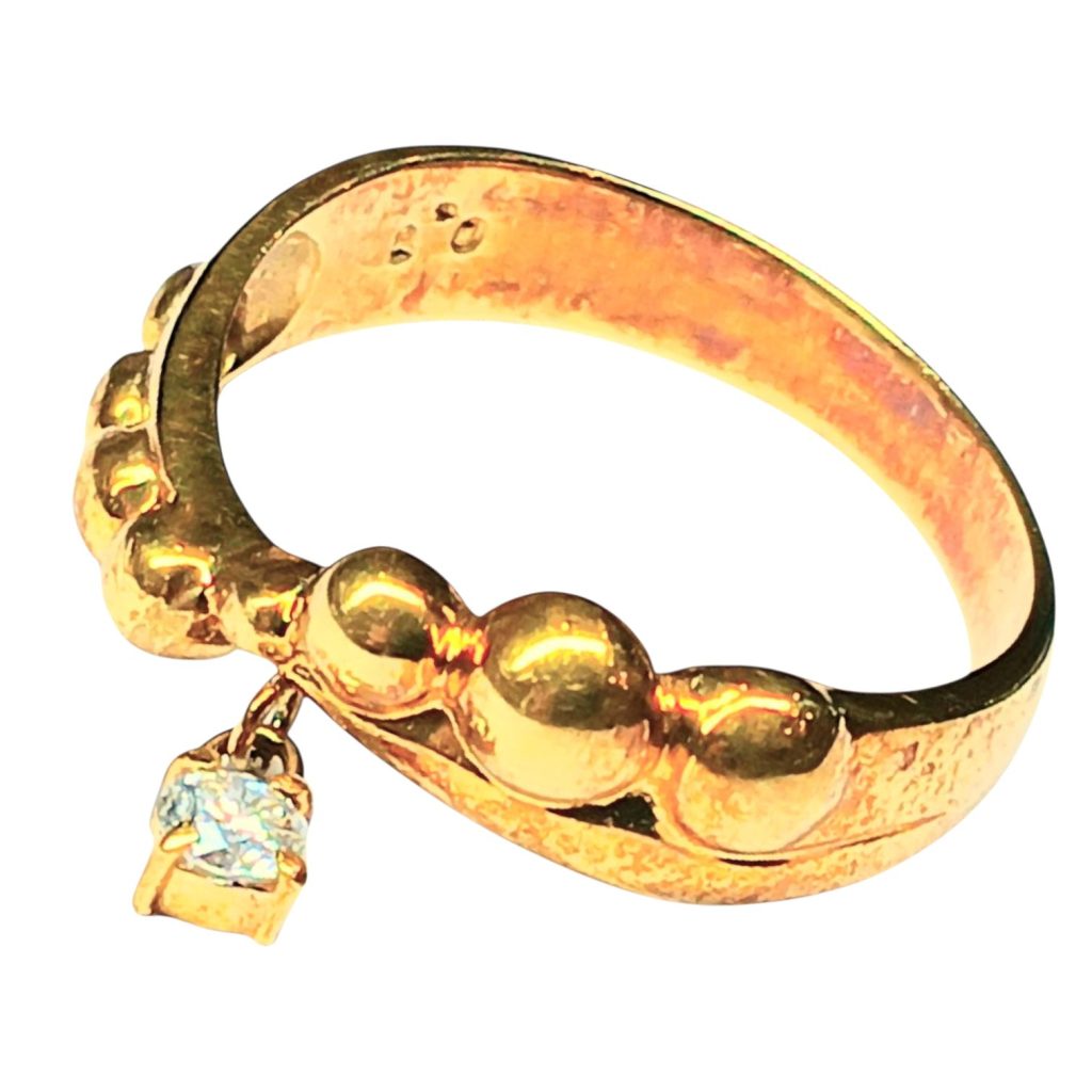 K18(18金)ダイヤ付きリング