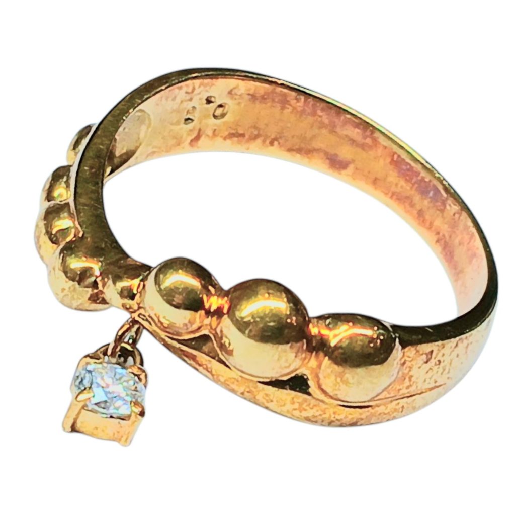 K18(18金)ダイヤ付きリング