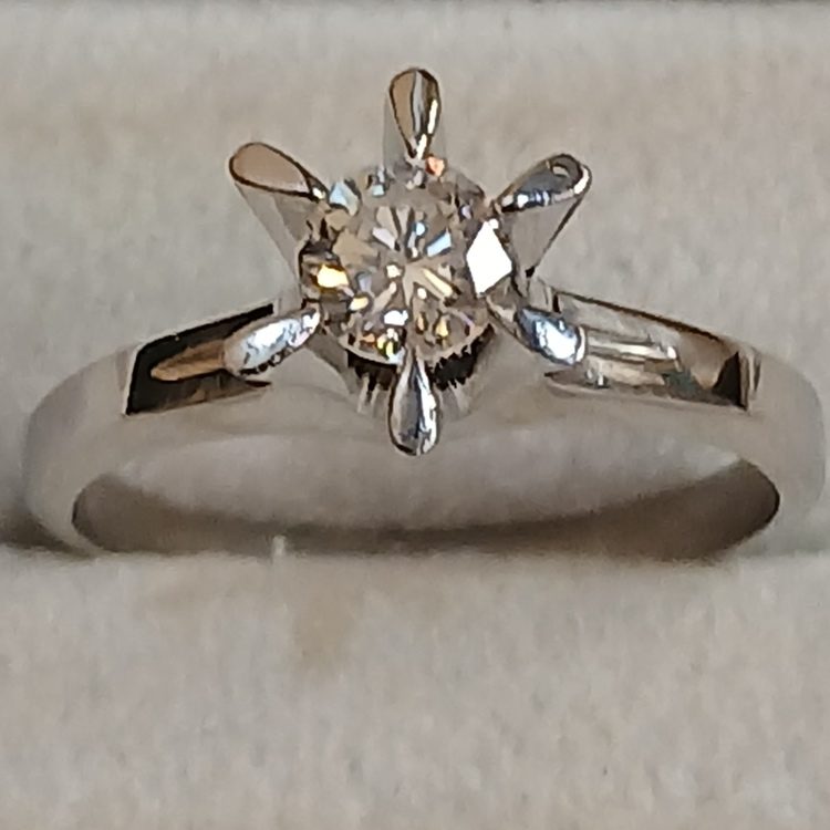 Pt900 プラチナ リング ダイヤモンド 0.539ct