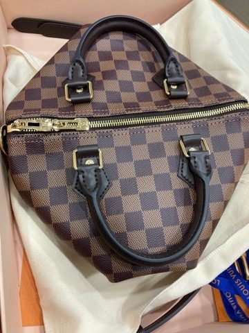 ヴィトンバッグ