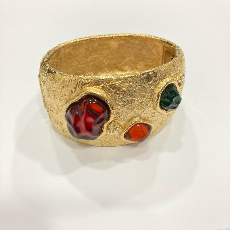 ジバンシイ バングル