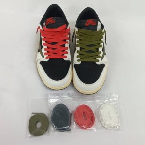 ナイキ トラヴィススコット オリーヴ