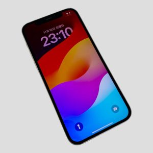 iPhone12Pro 背面ガラス割れ