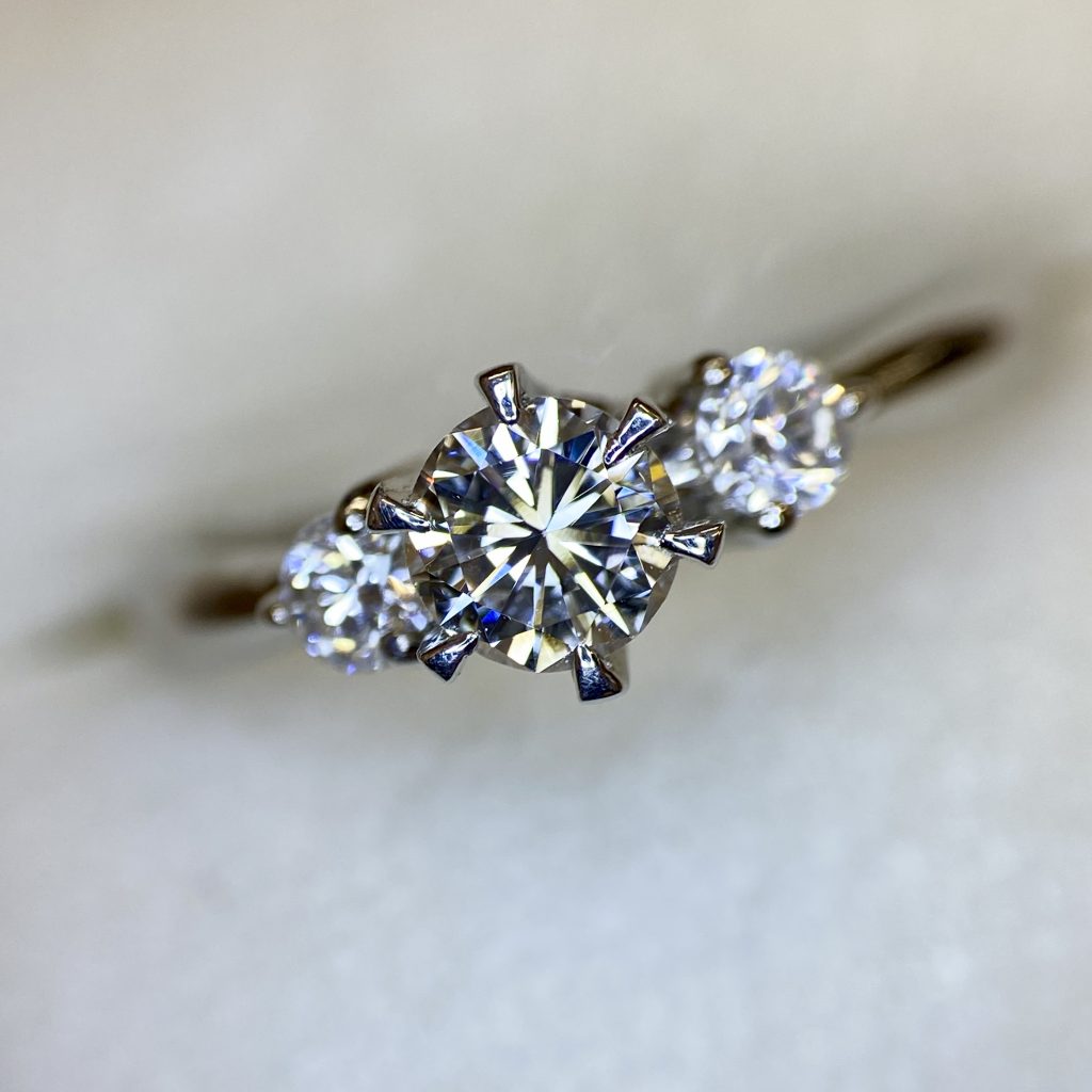 Pt900リング ダイヤ