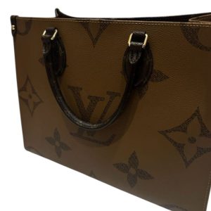 Louis Vuitton（ルイ・ヴィトン）オンザゴーMM モノグラムキャンバス