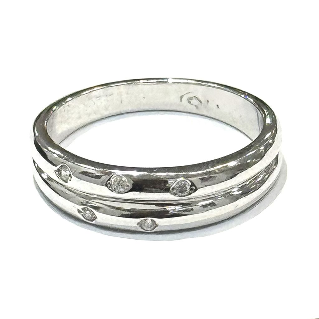 K14 14金 メレダイヤ付き リング