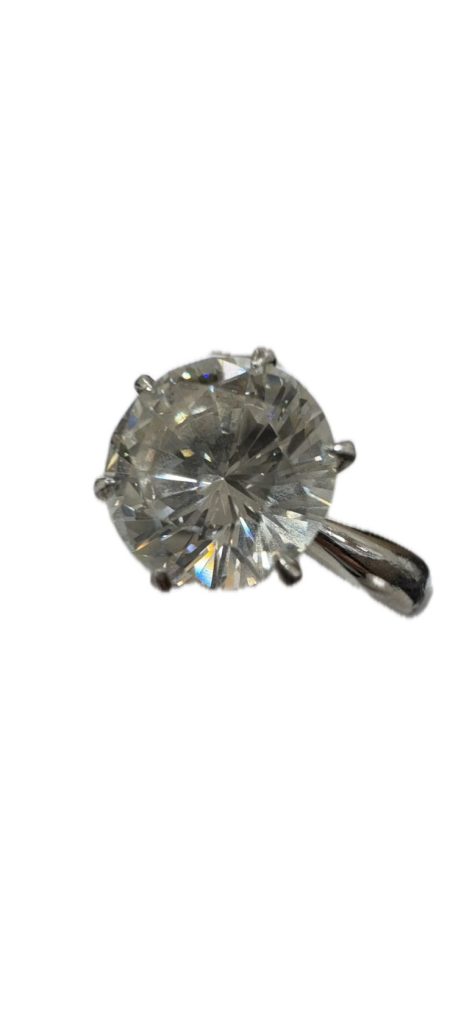 ダイアモンド　ルース　２ct　PT900指輪