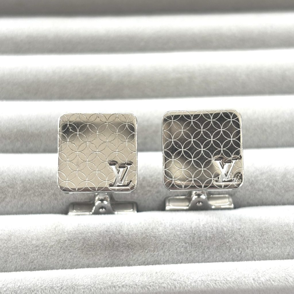 ルイヴィトン ブトン ドゥ マンシェット シャンゼリゼ カフス