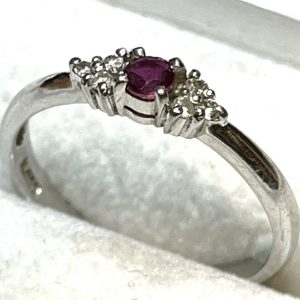 Pt850 リング ルビー付き
