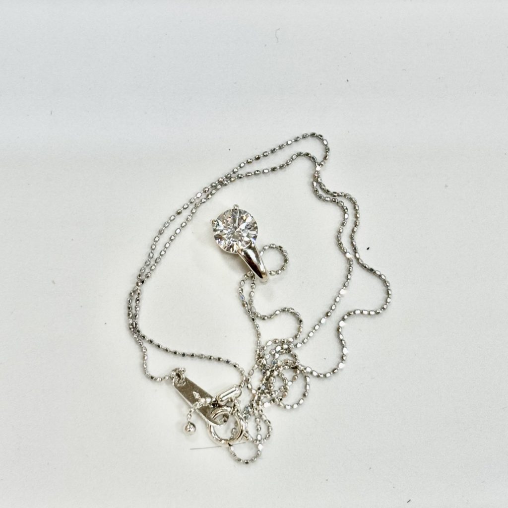 K18WG ネックレス