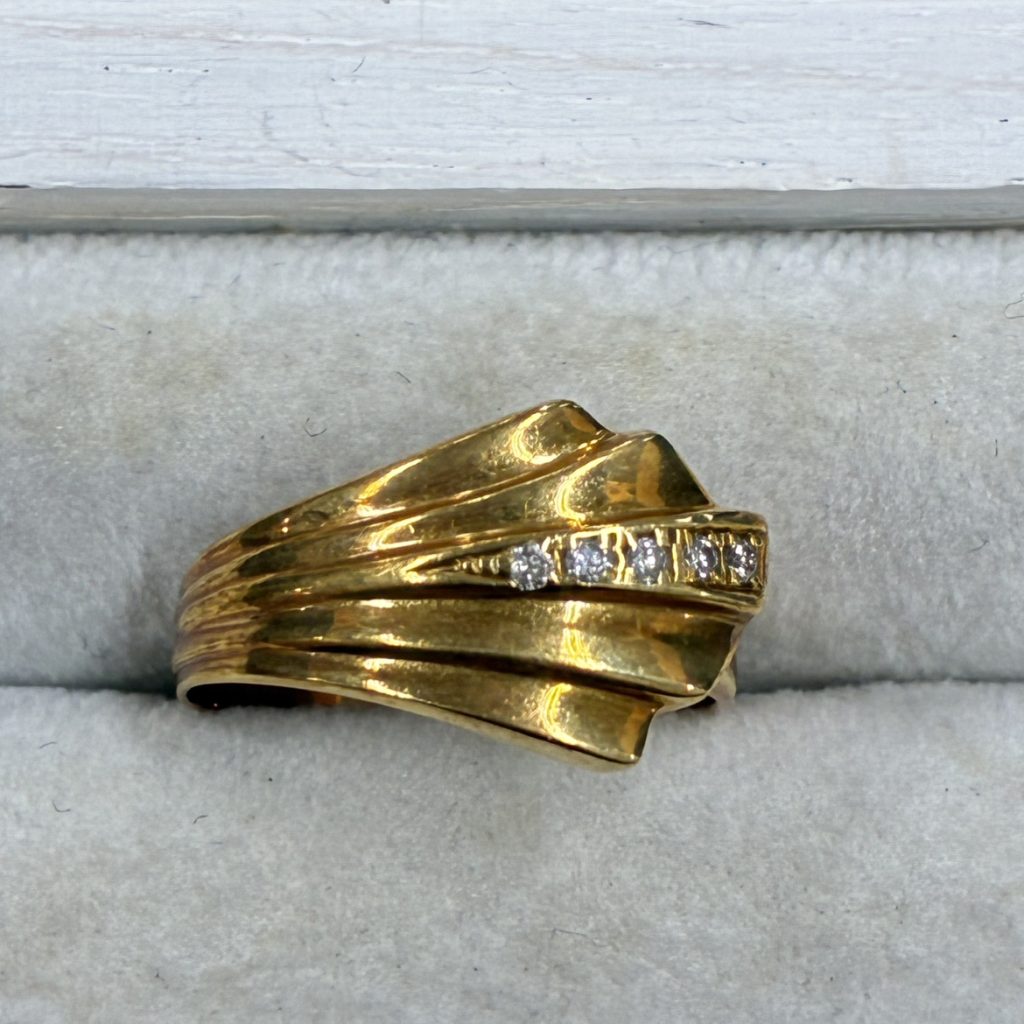 K18（18金）ダイヤモンドリング