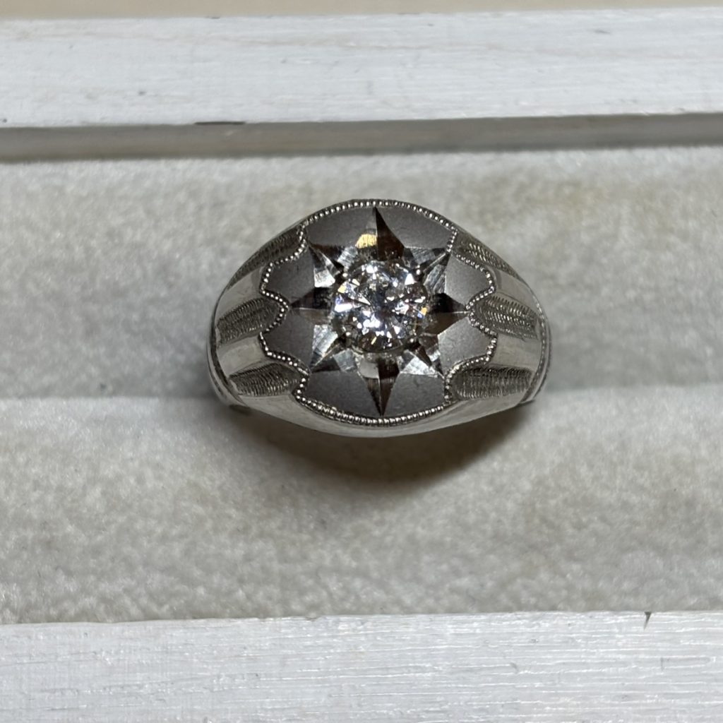 Pt850　ダイヤモンドリング