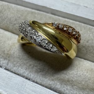 金プラチナ コンビリング　メレダイヤ付き K18 Pt900