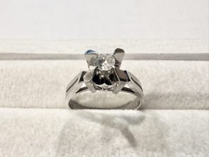 Pt900　リング　石あり