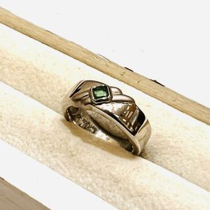 Pt850 プラチナ リング エメラルド