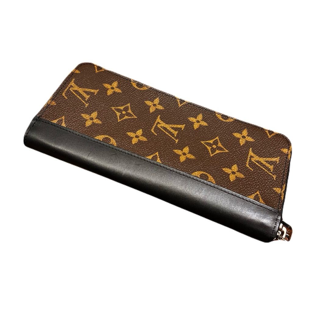 Louis Vuitton ルイ・ヴィトン　ジッピー・ウォレット・ヴェルティカ　モノグラム・マカサー