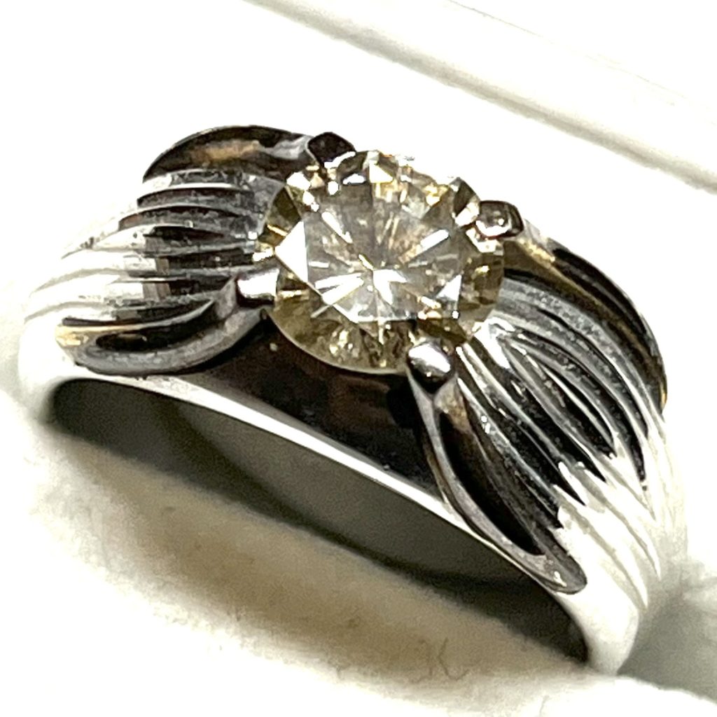 Pt900 プラチナ ダイヤモンドリング 指輪