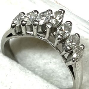 Pt900 プラチナ ダイヤモンドリング