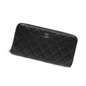 CHANEL　シャネル　財布　マトラッセ