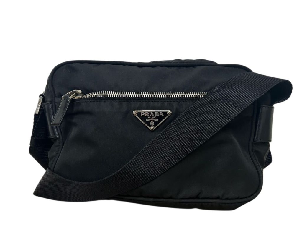 プラダ　ナイロンバック