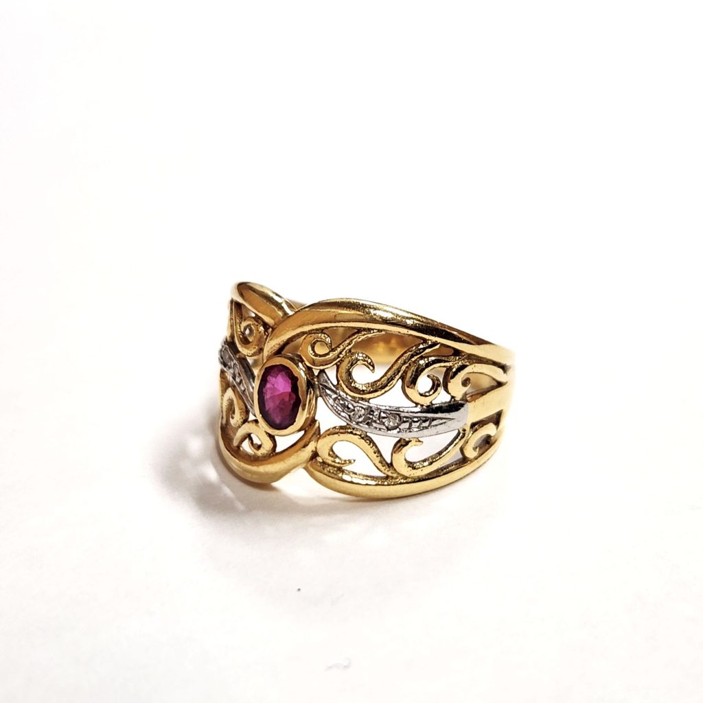 18金・プラチナ900（K18・Pt900）コンビリング ルビー 指輪 ジュエリー | 高崎市江木町