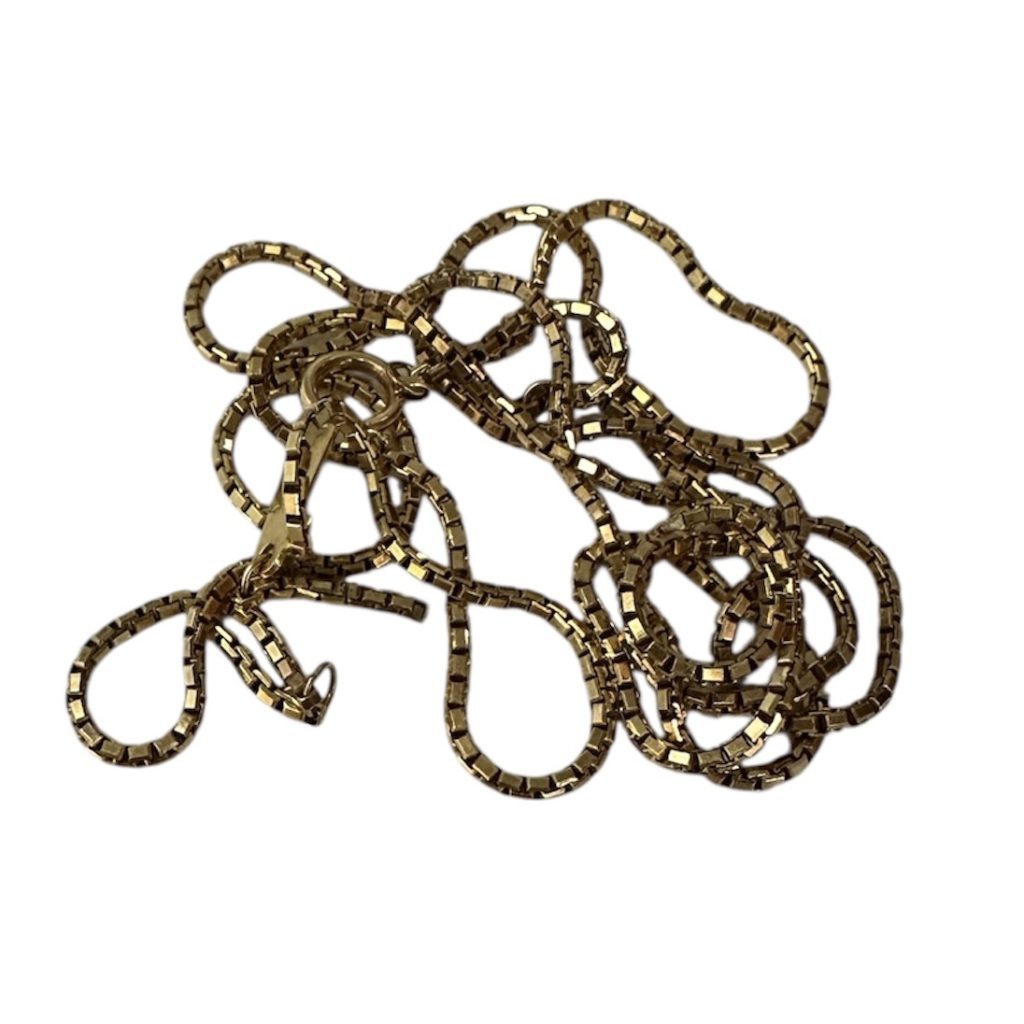 K18（18金・750）ネックレス