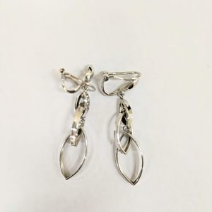 K14 WG　ホワイトゴールド　イヤリング