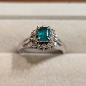 プラチナリング 石付き