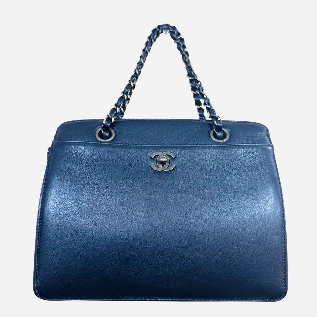 CHANEL シャネル チェーンストラップハンドバッグ