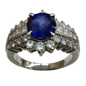 Pt900 リング サファイア メレダイヤ