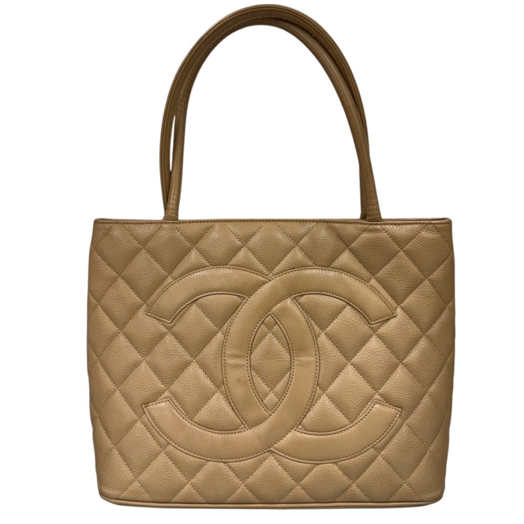 CHANEL シャネル マトラッセ キャビアスキン トートバッグ