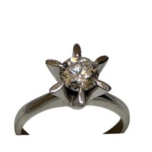 【Pt900 ダイヤモンドリング】弘前市