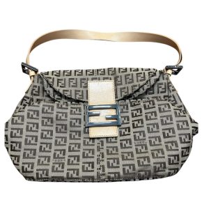 FENDI フェンディショルダーバッグ