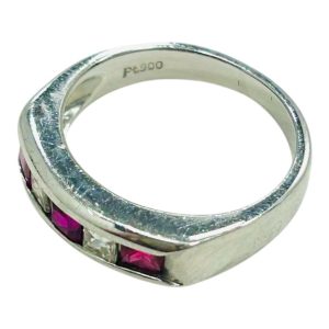 Pt900 リング 石付き