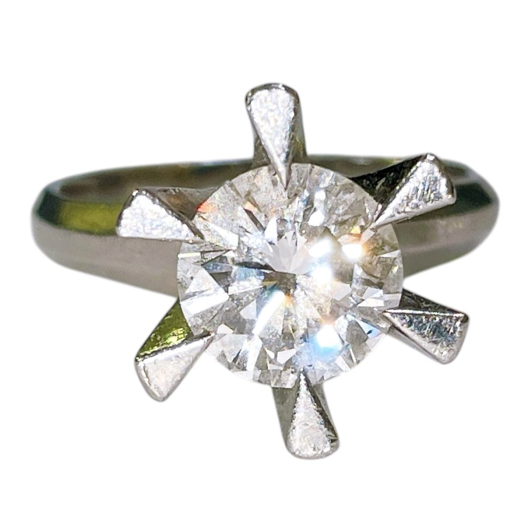 【ダイヤモンドリング】