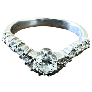 Pt900（プラチナ） ダイヤモンドリング