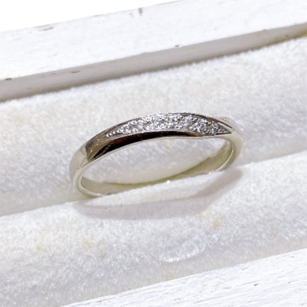 【Pt900 プラチナ900 ダイヤリング】