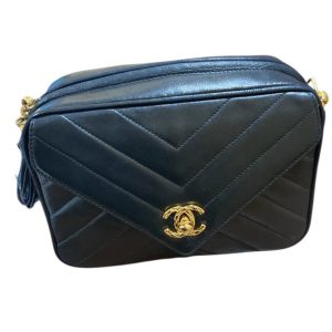 シャネル（CHANEL） Vステッチ