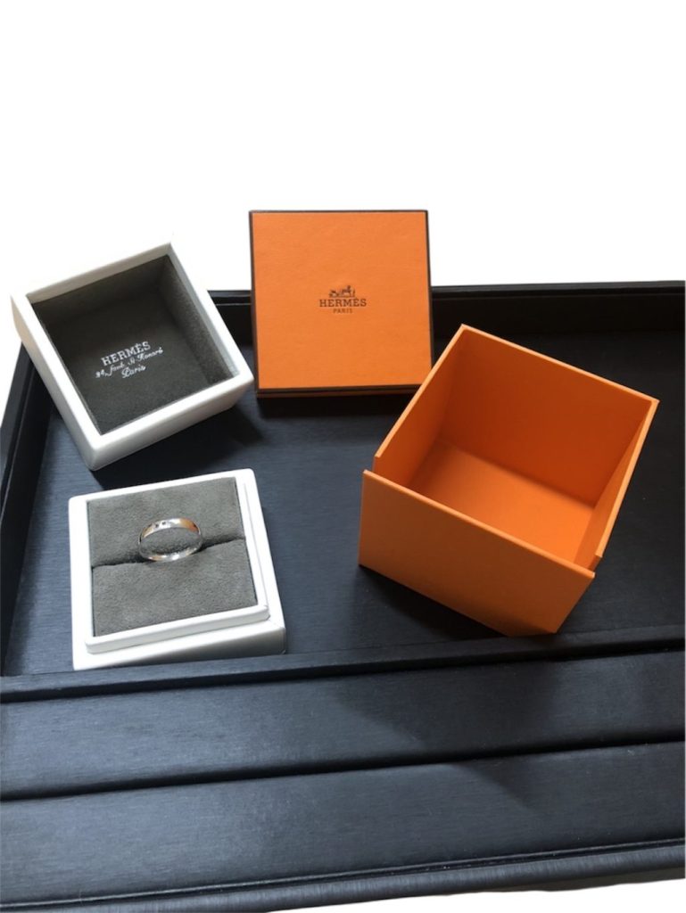 HERMÈS（エルメス）リング／箱・ケース付き